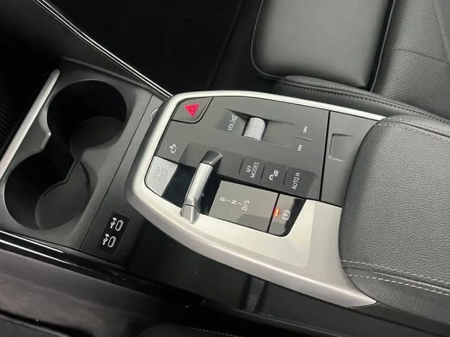 BMW 220 220i Active Tourer Sedan