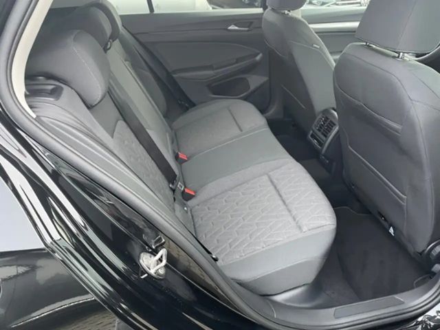 Volkswagen Golf 1.5 TSI Golf VIII Life