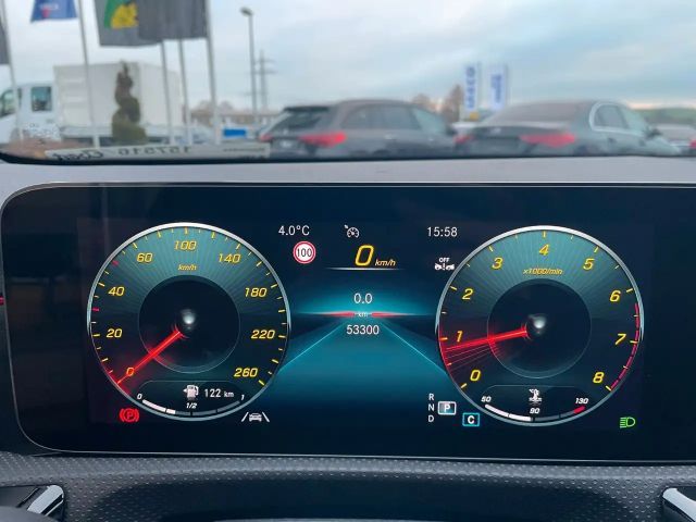 Mercedes-Benz A 180 AMG Line Hatchback