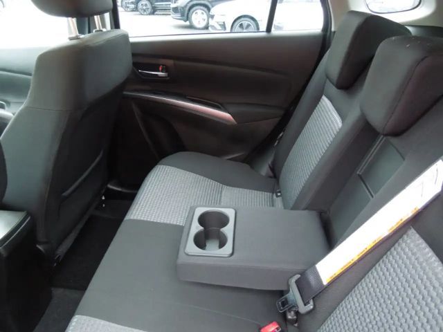 Suzuki SX4 S-Cross 4x4 GL Hybrid