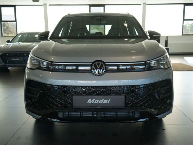 Volkswagen Tiguan 1.5 eTSI R-Line Style