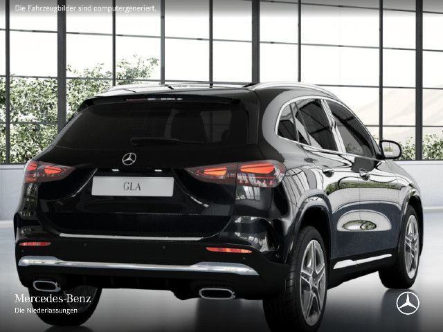 Mercedes-Benz GLA 180 AMG Line