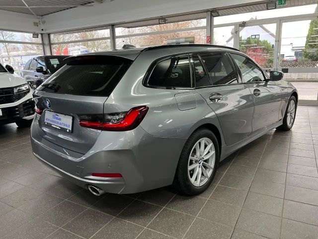 BMW 320 320d Touring xDrive