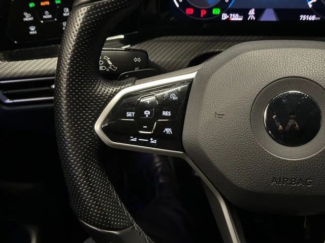 Volkswagen Golf Golf VIII R-Line Variant