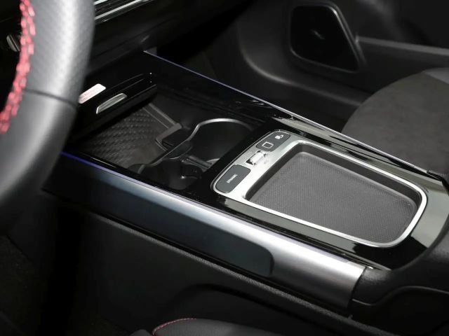 Mercedes-Benz GLB 200 AMG Line