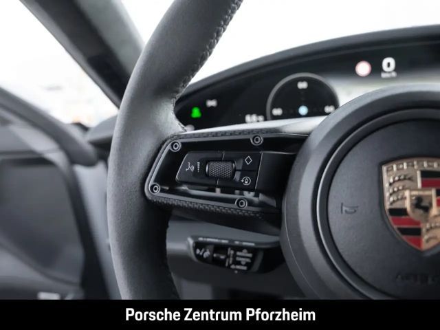 Porsche Taycan Turbo