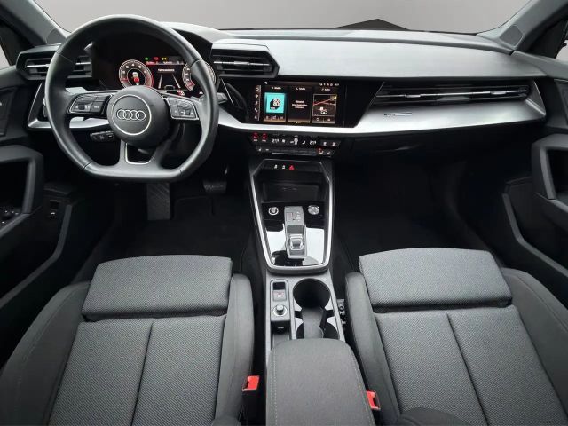 Audi A3 30 TFSI S-Tronic Sedan