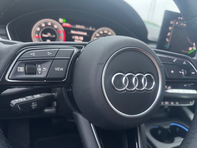 Audi A4 35 TFSI Avant S-Tronic