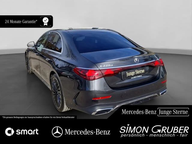 Mercedes-Benz E 220 AMG Line E 220 d Sedan
