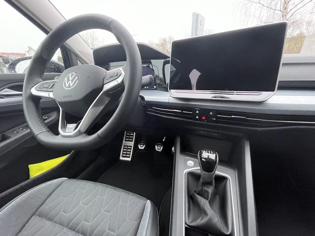 Volkswagen Golf 1.5 TSI Golf VIII