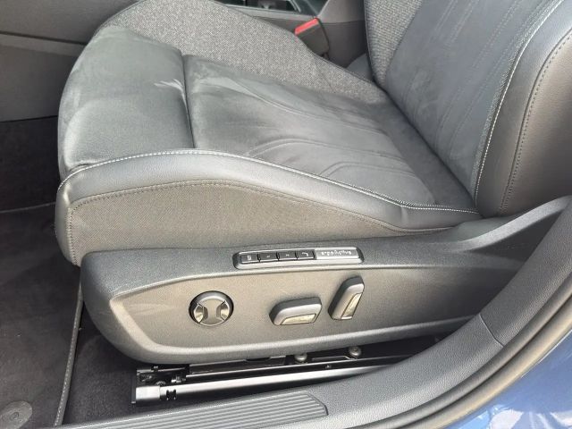 Volkswagen Golf Business Variant