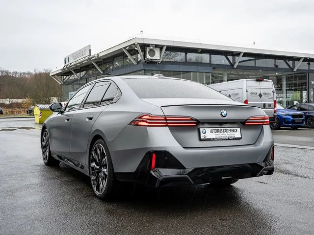 BMW 540 540d M-Sport Sedan xDrive