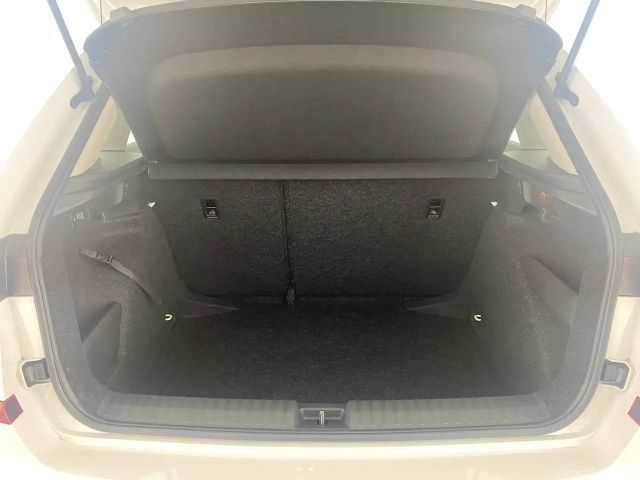 Skoda Kamiq Essence TSI