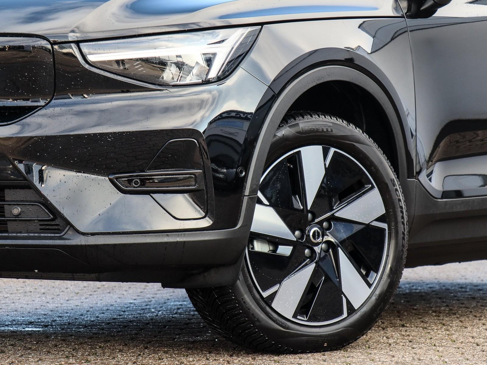 Volvo EX40 Extended range Plus Single motor