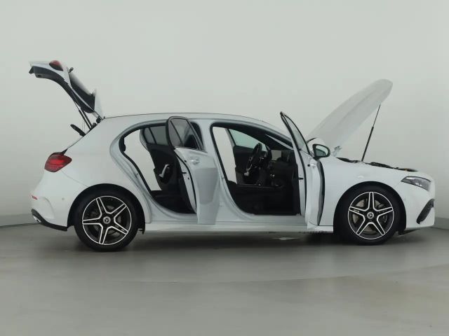 Mercedes-Benz A 250 4MATIC AMG Line