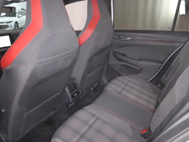 Volkswagen Golf 2.0 TSI DSG IQ.Drive