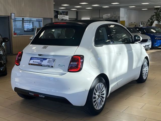 Fiat 500e Totwinkelass*dig.Cockpit*Tempomat*R.cam*SHZ