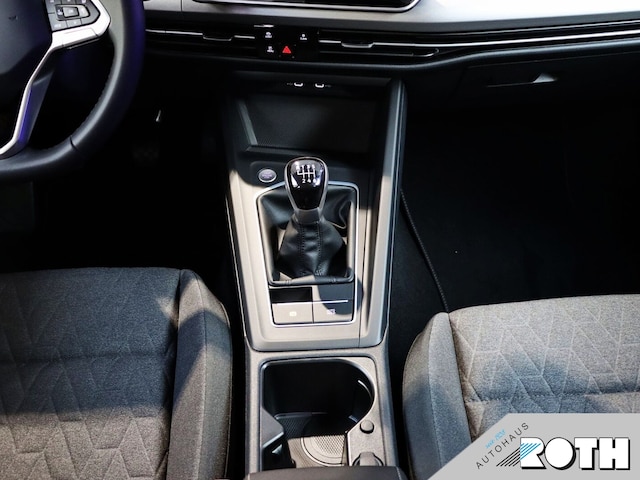 Volkswagen Golf Life Variant