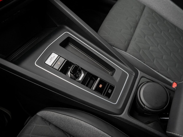 Volkswagen Golf 1.5 eTSI Golf VIII