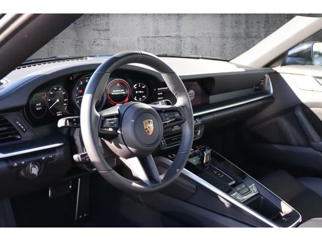 Porsche 992 Cabrio Carrera