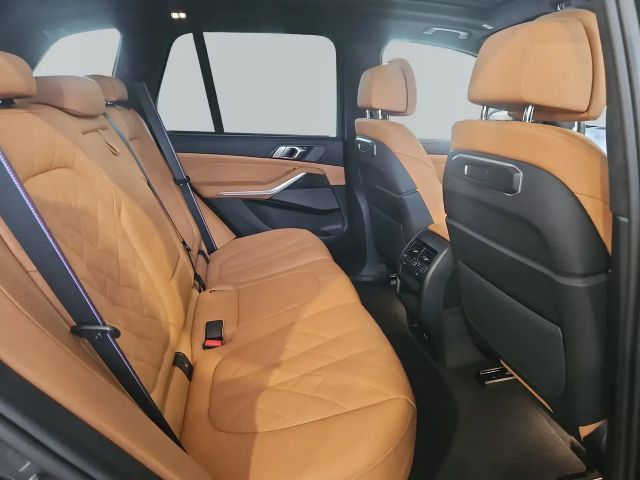 BMW X5 M-Sport M60i xDrive