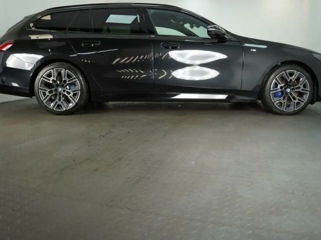 BMW 540 540d M-Sport Touring xDrive