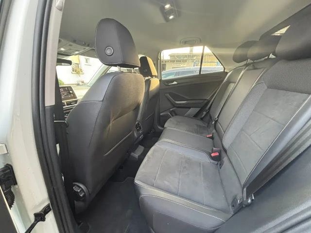 Volkswagen T-Roc IQ.Drive Style