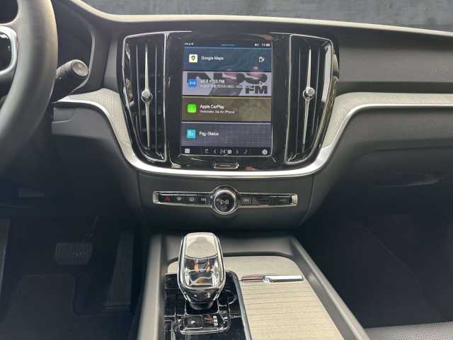 Volvo V60 Cross Country AWD Plus