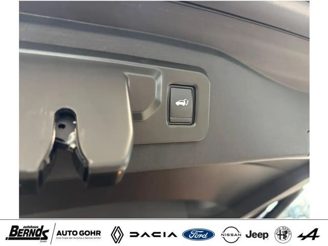 Renault Espace E-Tech Hybrid Techno