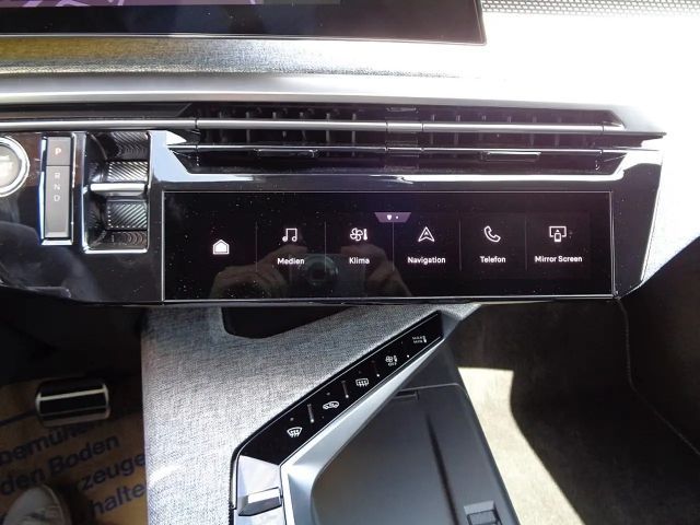 Peugeot E-5008 GT-Line