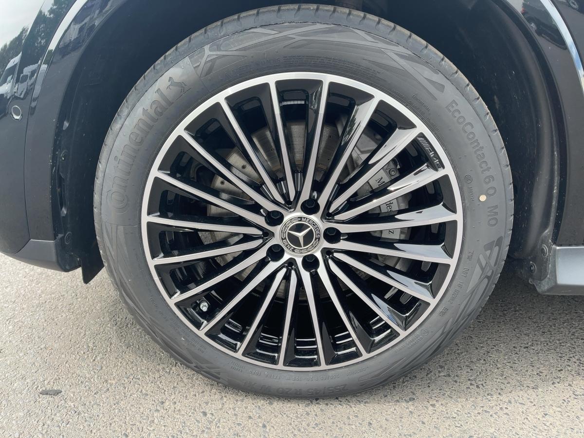 Mercedes-Benz GLC 300 4MATIC AMG Line GLC 300 d