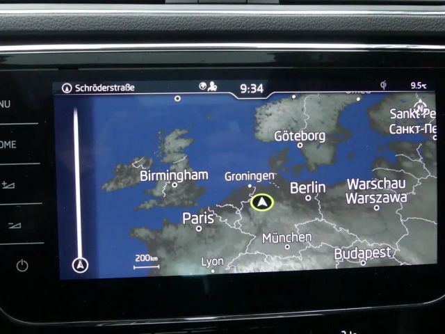 Skoda Superb *Memory Sitz*Vollleder*Panoramadach*AHK*