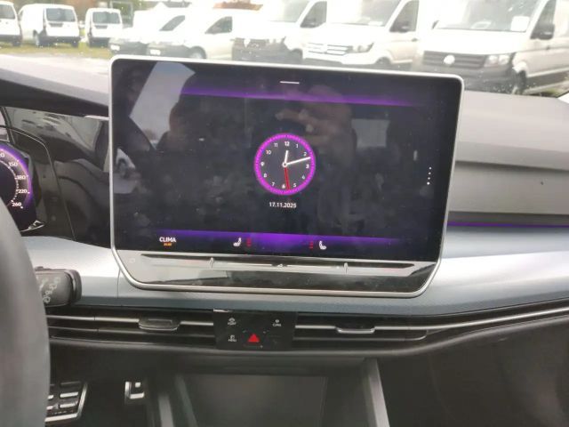 Volkswagen Golf 1.5 eTSI DSG Golf VIII Variant