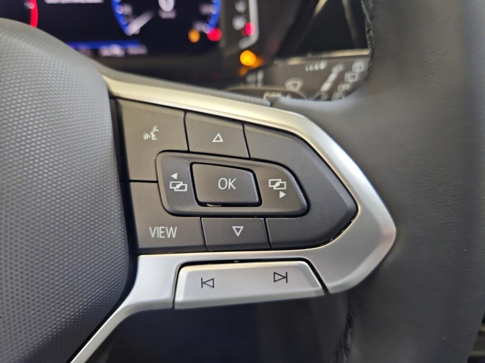 Volkswagen Touran 1.5 TSI Highline Style