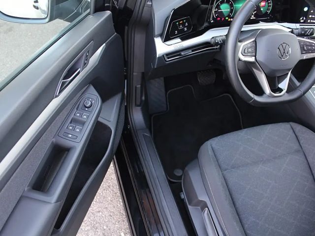 Volkswagen Golf DSG Life