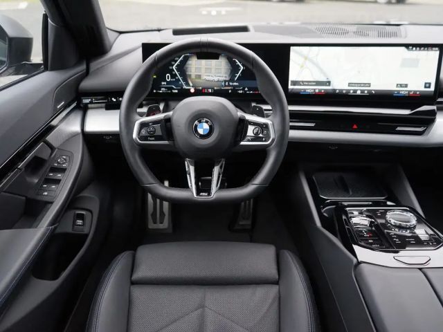 BMW 520 520d M-Sport Sedan xDrive