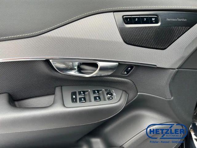 Volvo XC90 AWD R-Design Recharge