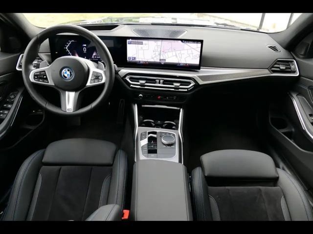 BMW 330 330e M-Sport Touring