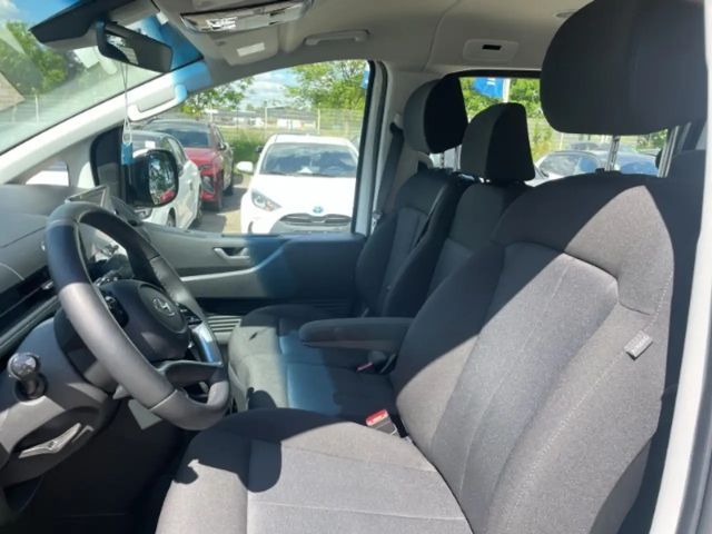 Hyundai Staria Trend