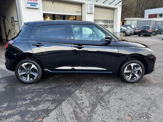 Suzuki Swift AllGrip Flash Hybrid