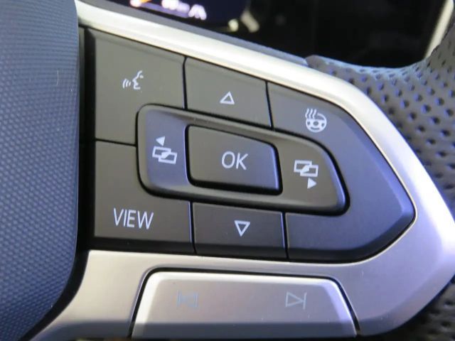 Volkswagen Golf Sport