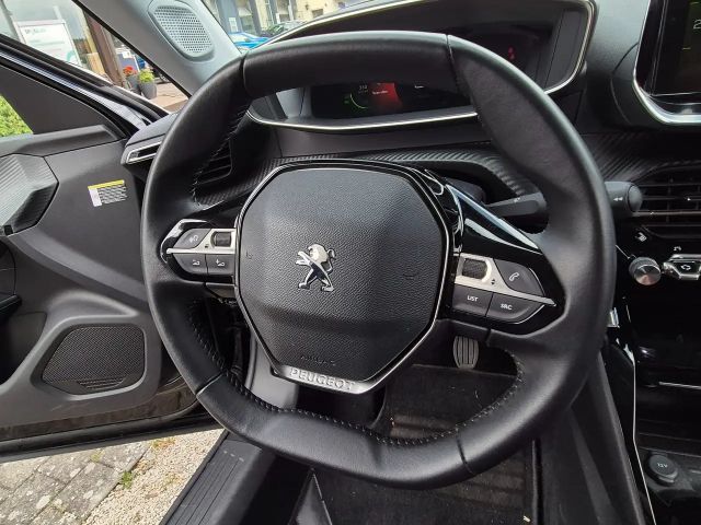 Peugeot 2008 Allure Pack PureTech