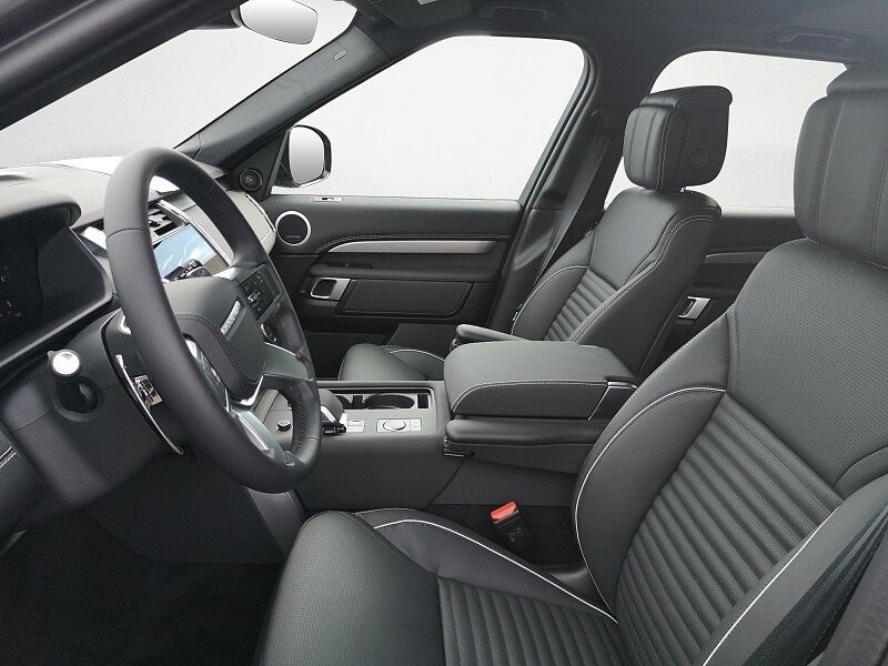 Land Rover Discovery D300 Dynamic HSE