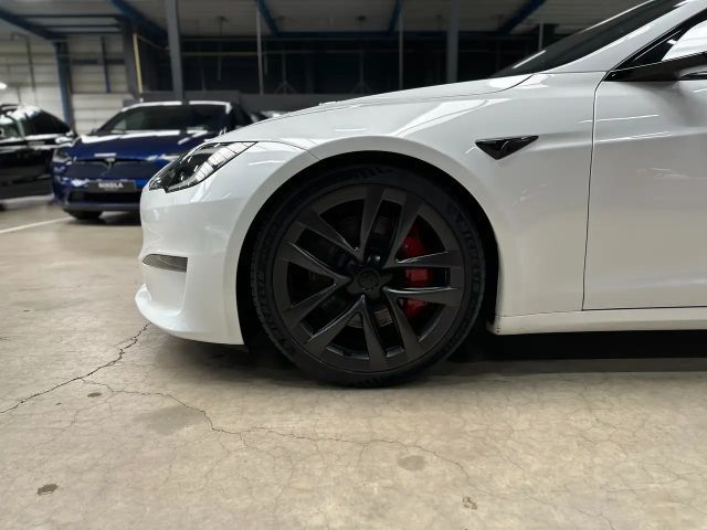 Tesla Model S Plaid