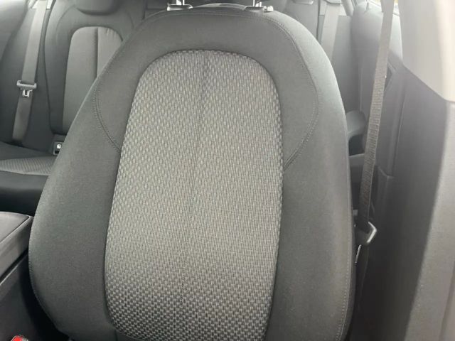 BMW 116 116i Advantage pakket Sedan