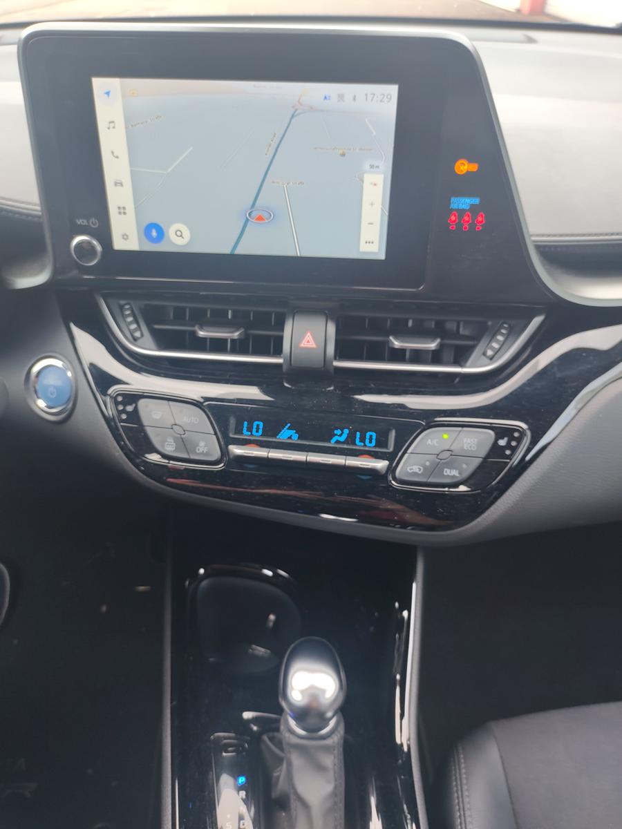 Toyota C-HR Hybride Team D