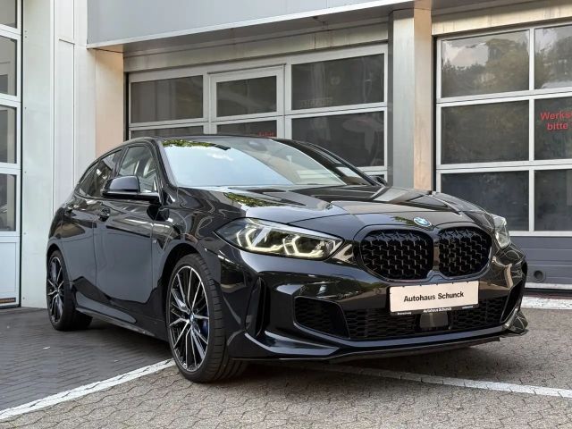 BMW 135 135i Sedan xDrive