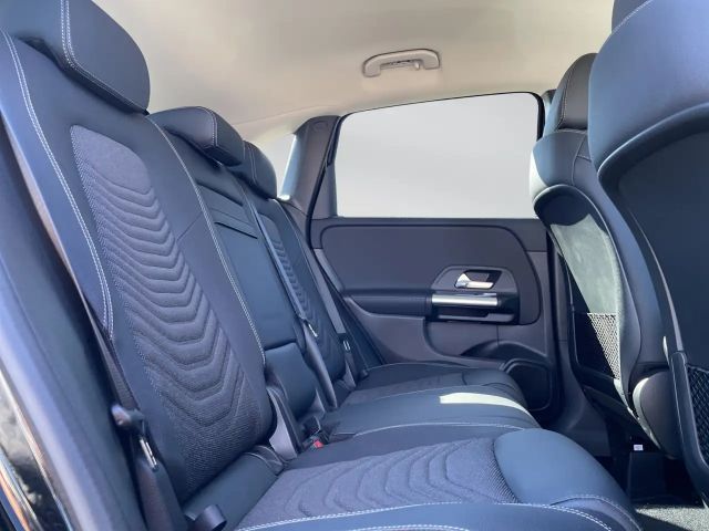 Mercedes-Benz B 180 Progressive