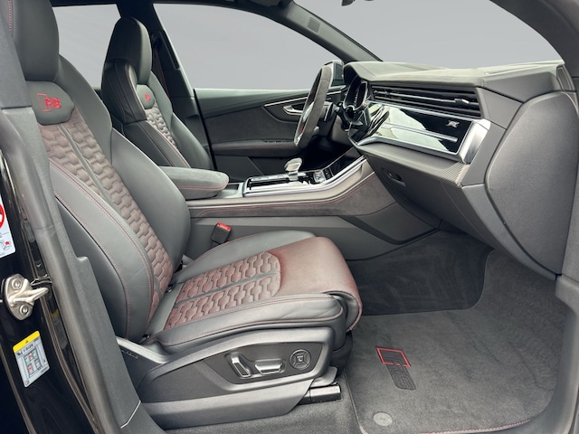 Audi RS Q8 Performance Quattro