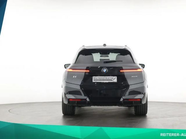 BMW iX xDrive45